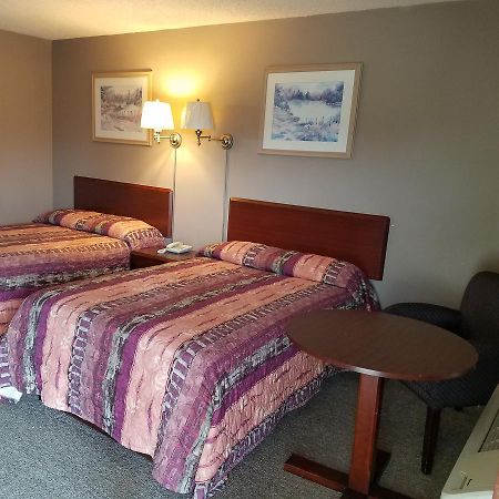 Midwest Inn Paoli Exterior photo