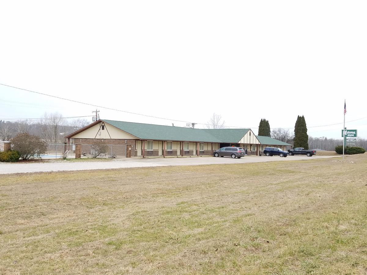 Midwest Inn Paoli Exterior photo